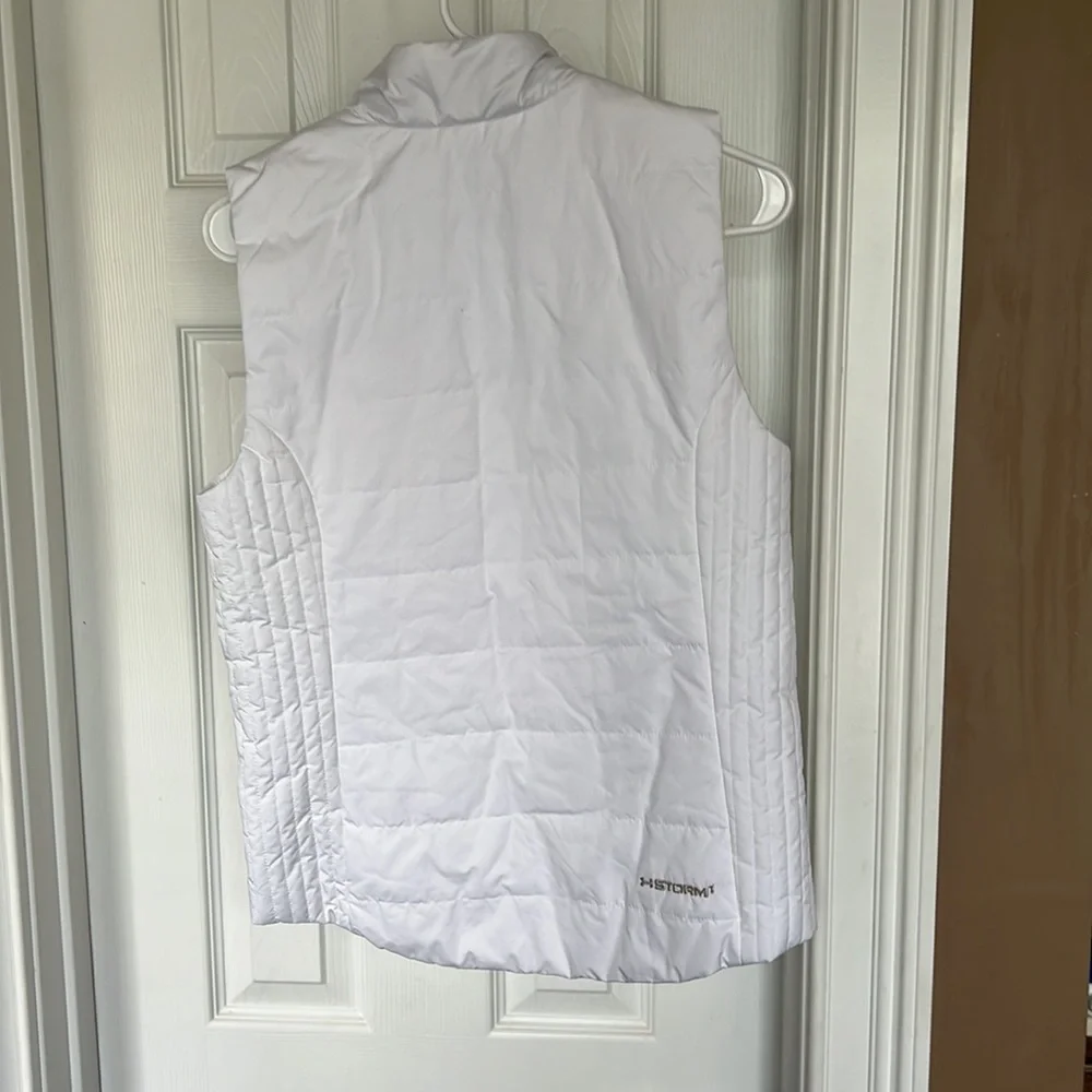 Ladies Auburn Under Armour Vest Like new Small
